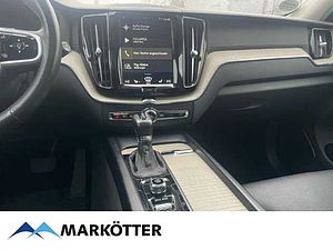 Volvo  D4 Inscription BLIS/CAM/PANO/SHZ/NAVI/V-MAX
